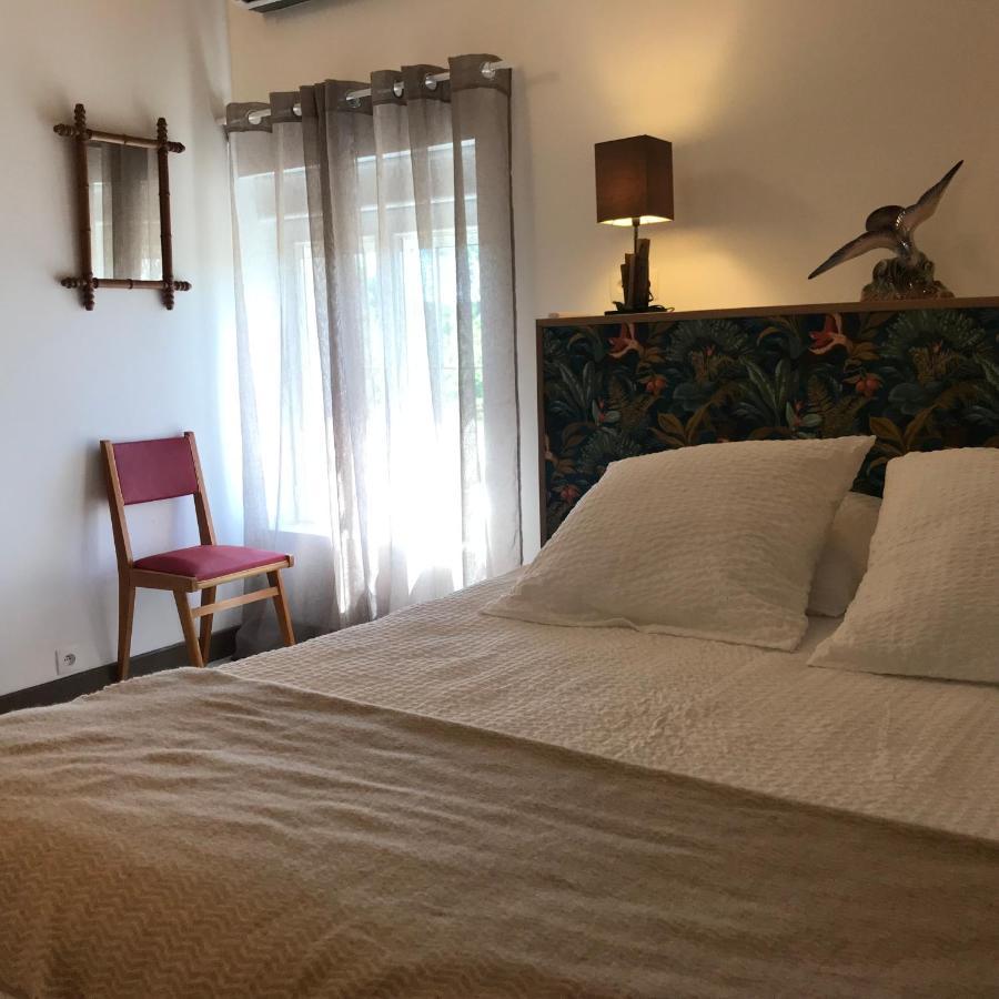 Chambres D'Hotes Et Gites Le Mas Mellou Orange  Kültér fotó
